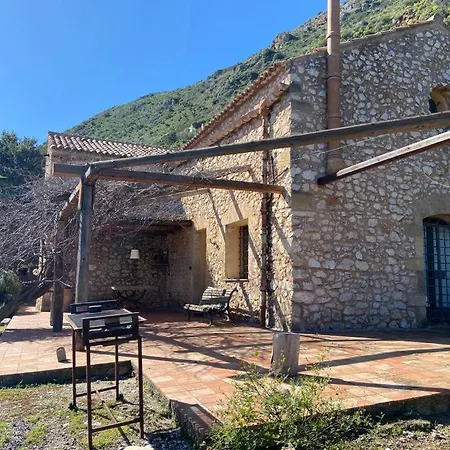 Holiday home The Ancient Sicilian House Near Zingaro Reserve Scopello